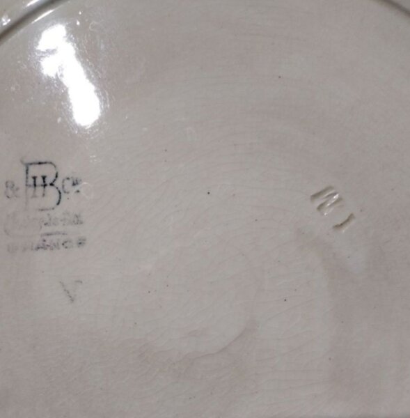 Farfurie majolica antica Choisy Le Roi, Franta anii 1890